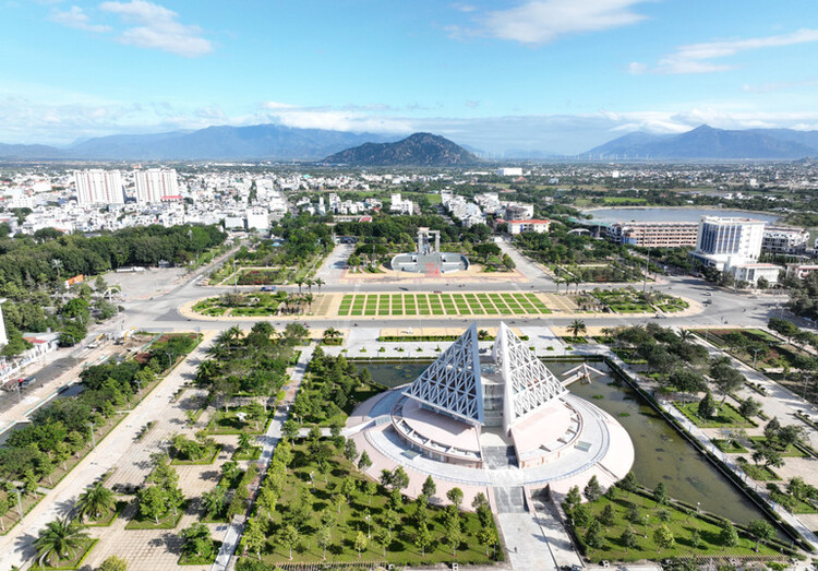 Thanh-thi-la-gi